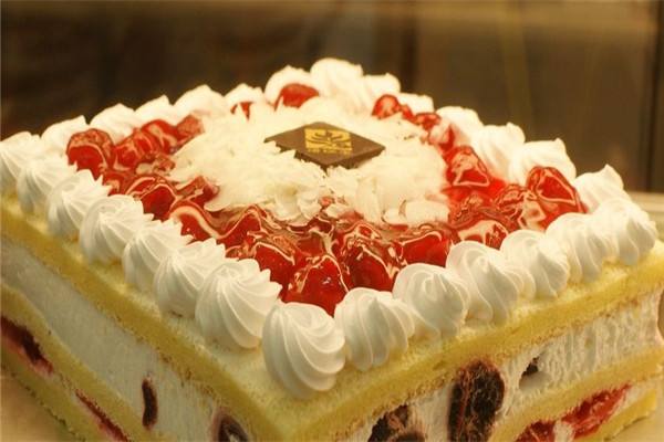 紫来轩蛋糕店:用产品和服务打动餐饮美食消费者
